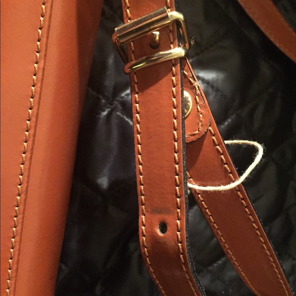 VNTG CRISTIAN RARE ITALIAN Leather Crossbody NWOT - Picture 6 of 8